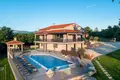 villa de 5 chambres 350 m² Rabac, Croatie