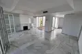 3 bedroom house 246 m² Dos Hermanas, Spain