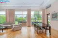 Casa 198 m² Zujunai, Lituania