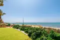 Mieszkanie 4 pokoi 299 m² Pervolia, Cypr