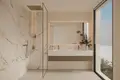5-Schlafzimmer-Villa 240 m² Estepona, Spanien