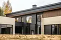 Дом 840 м² Колодищанский сельский Совет, Беларусь
