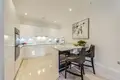2 bedroom apartment 87 m² in London, United Kingdom