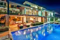 villa de 5 chambres 300 m² Kalkan, Turquie