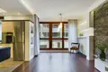 Commercial property 67 m² in Warsaw, Poland