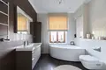 Casa de campo 379 m² Barawlyany, Belarús