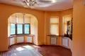 Haus 8 zimmer 478 m² Lisky, Ukraine
