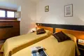 Revenue house 1 065 m² in Florence, Italy