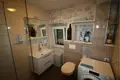 7 room house 300 m² Slatine, Croatia