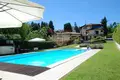 Villa de 3 habitaciones 335 m² Dormelletto, Italia