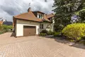5 room house 277 m² Laski, Poland