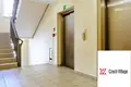 Mieszkanie 4 pokoi 75 m² Miasto Stołeczne Praga, Czechy