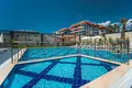 Kompleks mieszkalny Cozy residence with swimming pools at 150 meters from the beach, Kestel, Turkey