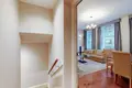 3 bedroom apartment 105 m² in London, United Kingdom