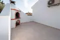 Villa de tres dormitorios 130 m² Benijófar, Španjolska