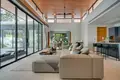 Wohnkomplex Modern villas with swimming pools and lounge areas, Phuket, Thailand