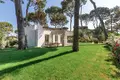 Villa de tres dormitorios 140 m² en Francia, Francia