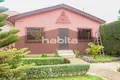 8 bedroom House 305 m² Dome, Ghana