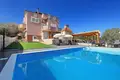 Villa de 7 dormitorios 500 m² Mrljane, Croacia