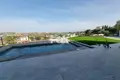 4 bedroom apartment 200 m² Parekklisia, Cyprus