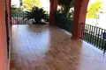 Villa de 4 dormitorios 360 m² Ribarroja del Turia, Španjolska