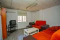 Commercial property 280 m² in La Mata, Spain