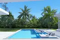 4-Zimmer-Villa 450 m² Kerobokan Kelod, Indonesien