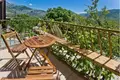 5 room house 330 m² Zrnovnica, Croatia