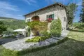 Propiedad comercial 675 m² en Greve in Chianti, Italia