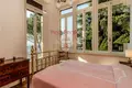 5 bedroom villa 570 m² Lecco, Italy