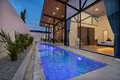 Willa 3 pokoi 180 m² Rawai, Tajlandia