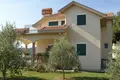 Haus 4 Schlafzimmer  Kavac, Montenegro