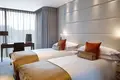 2 bedroom apartment 112 m² in London, United Kingdom