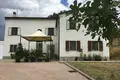 House 10 rooms 250 m² Falerone, Italy