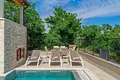 3-Schlafzimmer-Villa 150 m² Umag, Kroatien