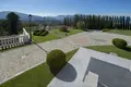 Villa 10 bedrooms 1 300 m² Luino, Italy