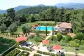 5 bedroom villa 865 m² Lucca, Italy