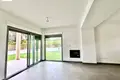 4 bedroom house  Montserrat, Spain