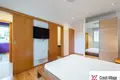Mieszkanie 5 pokojów 106 m² Miasto Stołeczne Praga, Czechy