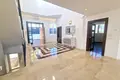 5-Schlafzimmer-Villa 810 m² lAlfas del Pi, Spanien