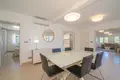 4-Schlafzimmer-Villa 246 m² lAlfas del Pi, Spanien