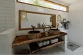 3-Schlafzimmer-Villa 200 m² Desa Matawai Amahu, Indonesien