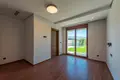 Casa 11 habitaciones 578 m² Podgorica, Montenegro