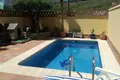Haus 4 Schlafzimmer 260 m² Estepona, Spanien