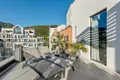 Ático 2 habitaciones 179 m² Tivat, Montenegro
