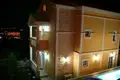 Villa de 4 dormitorios 393 m² Boreti, Montenegro
