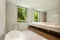 4-Schlafzimmer-Villa 578 m² Malaga, Spanien