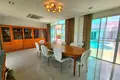 Haus 5 Schlafzimmer  Klet Kaeo, Thailand