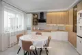 Wohnung 2 zimmer 70 m² Ratamka, Belarus