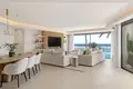 Mieszkanie 3 pokoi 204 m² Marbella, Hiszpania